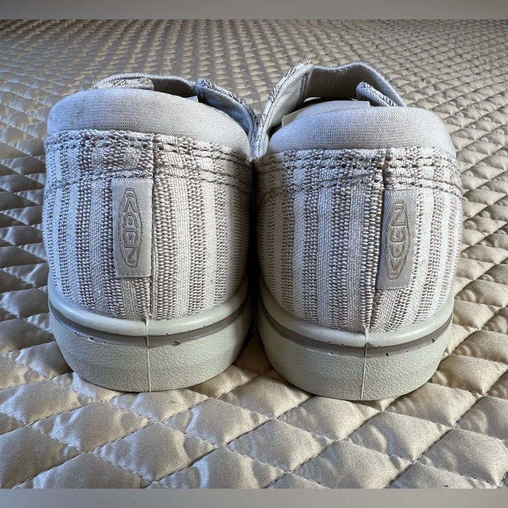 Keen Womens Slip-On Sneakers in Light Gray and White Stripes